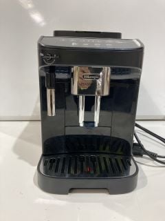 DELONGHI MAGNIFICA EVO COFFEE MACHINE IN BLACK