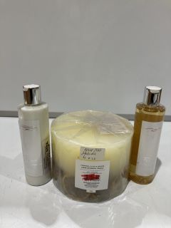 A QTY OF THE WHITE COMPANY ITEMS TO INCLUDE JASMINE ROSE AND NEROLI BATH AND SHOWER GEL TOTAL RRP £143