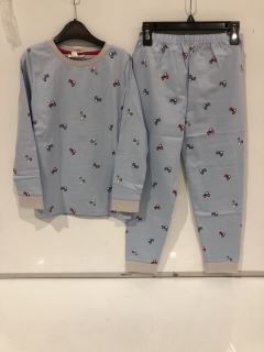 A QTY OF THE WHITE COMPANY ITEMS TO INCLUDE BEAR MOTIF SWEATSHIRT 9-12M TOTAL RRP £220