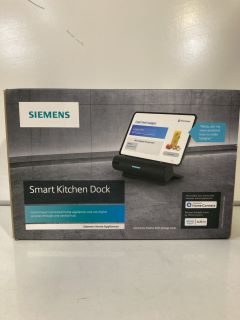 1 X BOX OF SIEMENS SMART DOCK