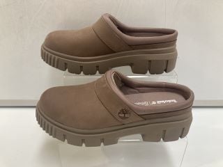 1 X WOMENS TIMBERLAND GREYFIELD CLOG SHOE TAUPE NUBUCK SIZE 5