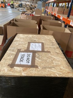 PALLET OF ITEMS TO INCLUDE EAC AIR PROCESSING UNIT, SINGLE STUD ELBOW 10 X 1.25, ALTERNATOR REGULATOR & SHAPED PLATE