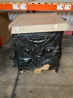 PALLET OF ITEMS TO INCLUDE JURATEK HIGH PERFORMANCE BRAKE PADS, GUARDIAN AUTOMOTIVE HELP KIT, KEILRIPPENRIEMEN MULTI V BELT