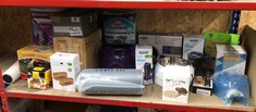 QUANTITY OF ITEMS TO INCLUDE INTERPET INTERNAL AQUARIUM FISH TANK PF1 POWER FILTER, CLEANS WATER, FOR COLDWATER & TROPICAL AQUARIUMS UP TO 68 LITRE: LOCATION - E RACK