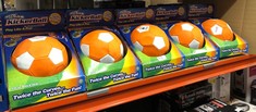 10 X  STAY ACTIVE KICKERBALL BY SWERVE BALL FOOTBALL TOY SIZE 4 AERODYNAMIC PANELS FOR SWERVE TRICKS, INDOOR & OUTDOOR, AS SEEN ON TV, UNISEX, ORANGE WHITE: LOCATION - B