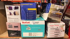 QUANTITY OF KITCHEN & APPLIANCES ITEMS TO INCLUDE TEFAL FV6550 FREEMOVE CORDLESS STEAM IRON, 2400 W, WHITE AND SILVER: LOCATION - D