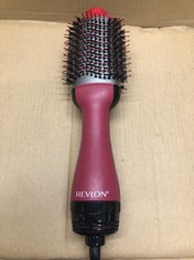 QUANTITY OF HEALTH & BEAUTY ITEMS TO INCLUDE REVLON HAIR STYLER : LOCATION - E