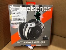 STEELSERIES ARCTIS NOVA 7 WIRELESS MULTI-PLATFORM GAMING HEADSET - NEODYMIUM MAGNETIC DRIVERS - DUAL WIRELESS 2.4GHZ & BLUETOOTH - 38HR USB-C BATTERY - CLEARCAST GEN2 AI MIC - PC, PS5, SWITCH, MOBILE