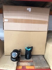 QUANTITY OF ASSORTED KITCHEN ITEMS TO INCLUDE NINJA BLENDER: LOCATION - RACK 1(COLLECTION OR OPTIONAL DELIVERY AVAILABLE)