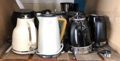 QUANTITY OF ASSORTED KETTLES TO INCLUDE DAEWOO KETTLE: LOCATION - RACK 2(COLLECTION OR OPTIONAL DELIVERY AVAILABLE)