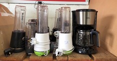 QUANTITY OF OF ASSORTED KITCHEN ITEMS TO INCLUDE BREVILLE BLEND ACTIVE: LOCATION - RACK 2(COLLECTION OR OPTIONAL DELIVERY AVAILABLE)