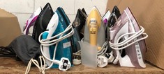 QUANTITY OF ASSORTED KITCHEN ITEMS TO INCLUDE RUSSELL HOBBS MY IRON IN BLUE: LOCATION - RACK 2(COLLECTION OR OPTIONAL DELIVERY AVAILABLE)