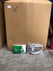 QUANTITY OF ASSORTED HOME ITEMS TO INCLUDE FANWARE TOILET AID TOOL: LOCATION - BACK RACK(COLLECTION OR OPTIONAL DELIVERY AVAILABLE)