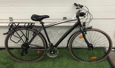 OASISTMEINRAD HYBRID MOUNTAIN BIKE, 20” FRAME, 28” WHEELS, 21 SPEED TRIGGER SHIFT GEARS, WITH PANNIER RACK: LOCATION - MIDDLE FLOOR(COLLECTION OR OPTIONAL DELIVERY AVAILABLE)