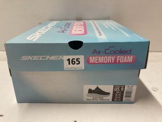 PAIR OF SKECHERS WITH AIR-COOLER MEMORY FOAM TRAINERS UK 6