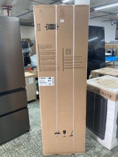 BOSCH 182CM 50/50 FRIDGE FREEZER MODEL: KGN27NLEAG RRP £469.00 (IN PACKAGING)