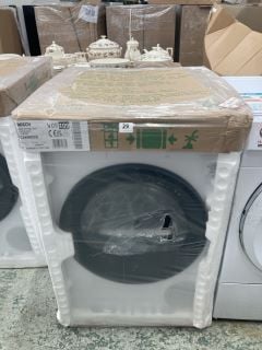 BOSCH 9GK SERIES 6 HEAT PUMP TUMBLE DRYER MODEL: WQG24509GB (IN PACKAGING)