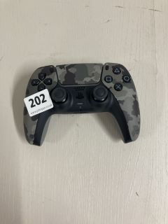 SONY PLAYSTATION 5 DUAL SENSE WIRELESS CONTROLLER - GREY CAMOUFLAGE