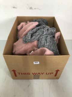 BOX OF ASSORTED CLOTHING