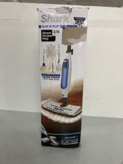 SHARK KICK N FLIP STEAM POCKET MOP