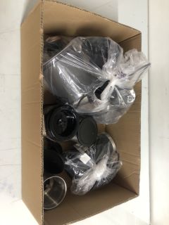 BOX OF ASSORTED KITCHEN APPLIANCES