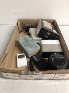 BOX OF ASSORTED SPEAKERS / RADIOS INC ROBERTS RADIO