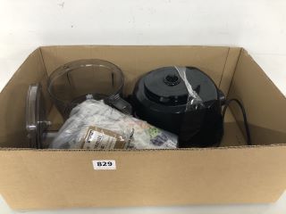 BOX OF ASSORTED KITCHEN ITEMS