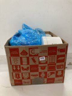 BOX OF HOUSEHOLD ITEMS INC PLASTIC TUB