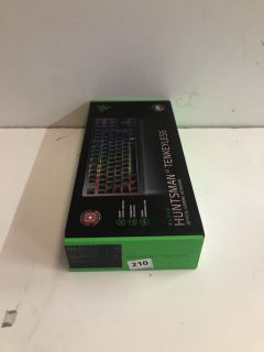 RAZER HUNTSMAN V2 TENKEYLESS