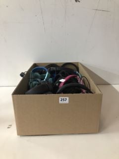 BOX OF ASSORTED LOOSE HEADPHONES