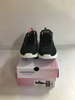 PAIR OF SKECHERS LITE FOAM AIR COOLED LADIES TRAINERS - SIZE UK 6