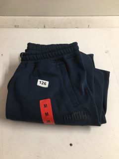 2 X PAIRS OF PUMA JOGGER SHORTS IN NAVY - SIZE M