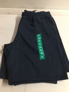 2 X PAIRS OF PUMA JOGGER SHORTS IN NAVY - SIZE XL