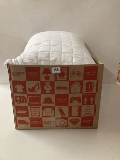 BOX OF ASSORTED PILLOWS