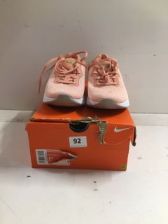 PAIR OF NIKE WOMENS REACT MILER 3 TRAINERS - SIZE UK 5