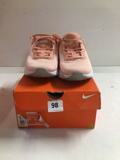 PAIR OF NIKE WOMENS REACT MILER 3 TRAINERS - SIZE UK 5