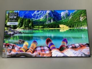 LG 77" OLED TV MODEL: OLED77G45LW (LINE ON SCREEN, SCRATCH ON SCREEN, NO REMOTE, NO STAND, WITH BOX) RRP: £3,899