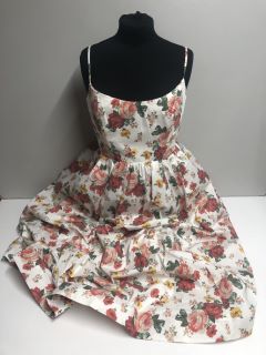 HOUSE OF CB ROSE PRINT DRESS L