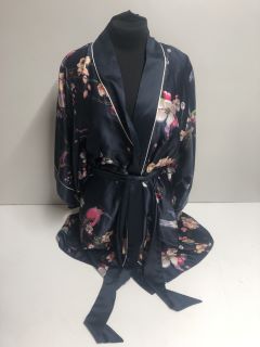 TED BAKER HOUSE COAT SIZE 8-10