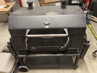 MASTERBUILT 36-INCH CHARCOAL GRILL