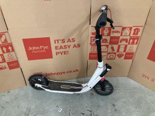 OXELO SCOOTER WITH CARRY BAG