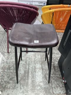 NKUKU SAMAIRA LEATHER BAR STOOL