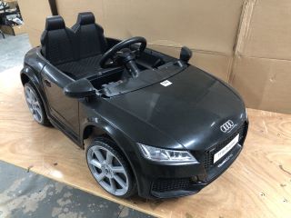 AUDI TT RS ROADSTER DRIVABLE KIDS CAR