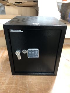 YALE ELECTRIC CODED SAFE