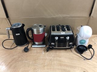 QTY OF KITCHEN ITEMS INC BREVILLE KETTLE