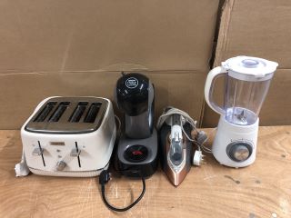 QTY OF KITCHEN ITEMS INC KENWOOD TOASTER