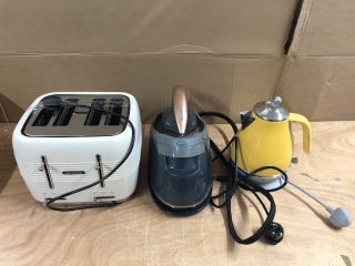 QTY OF KITCHEN ITEMS INC GRUNDIG TOASTER