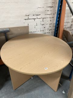 CIRCULAR WOODEN OFFICE TABLE