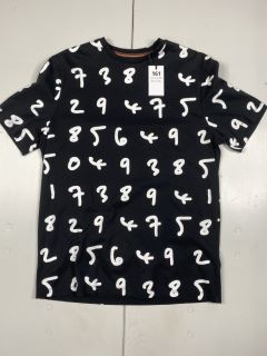 PAUL SMITH GENTS OVERSIZE TSHIRT NUMBERS PRINT, SIZE-S, 100% ORGANIC COTTON -RRP £165