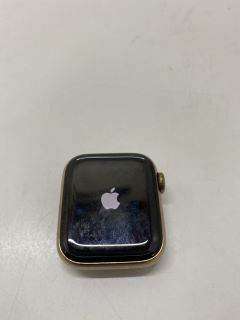 APPLE SERIES 4 40MM CELLULAR SMART WATCH IN GOLD: MODEL NO A2007 (WITH BOX, NO STRAP, NO CHARGE CABLE)  [JPTN40910]